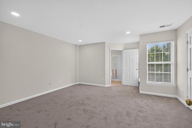 15044 GAFFNEY CIR, Gainesville, VA 20155