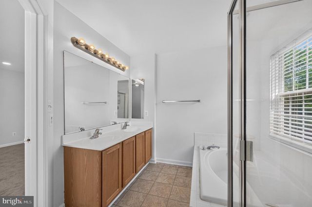 15044 GAFFNEY CIR, Gainesville, VA 20155