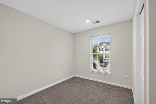15044 GAFFNEY CIR, Gainesville, VA 20155