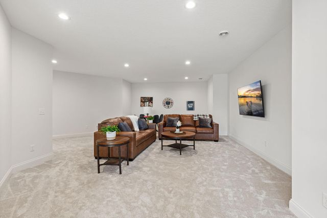 19820 Henning Avenue, Lakeville, MN 55044
