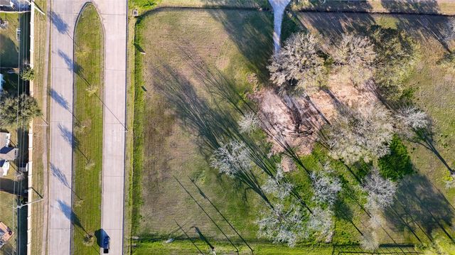 606 Sycamore Road, Richmond, TX 77469