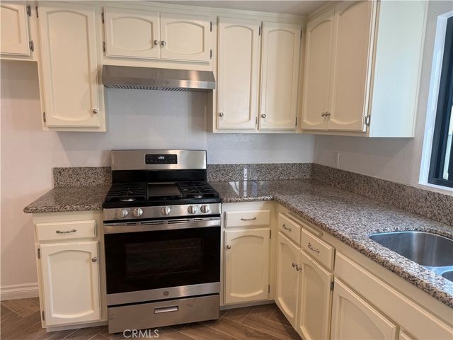 5916 Whitsett AVE 2, Valley Village, CA 91607