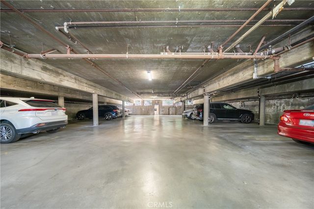 5916 Whitsett AVE 2, Valley Village, CA 91607