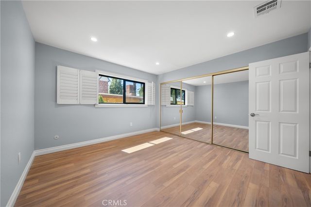 5916 Whitsett AVE 2, Valley Village, CA 91607