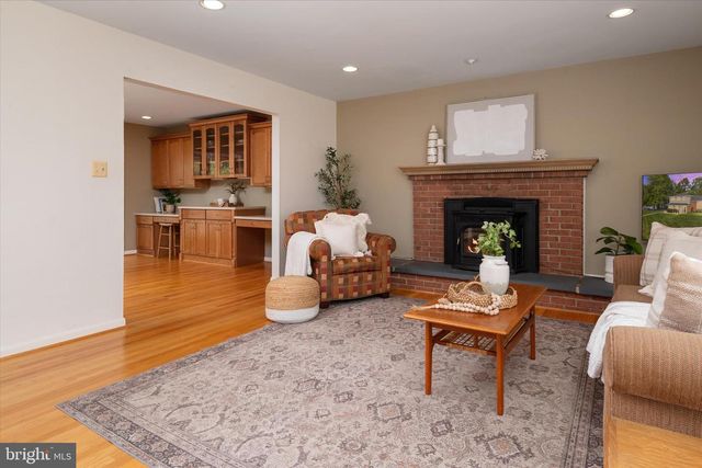 122 E BAY VIEW DR, Annapolis, MD 21403