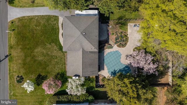 122 E BAY VIEW DR, Annapolis, MD 21403