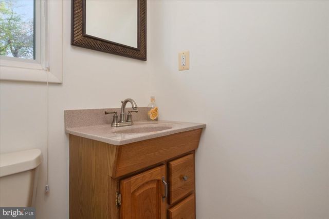 122 E BAY VIEW DR, Annapolis, MD 21403