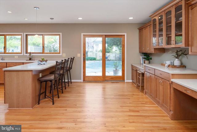 122 E BAY VIEW DR, Annapolis, MD 21403