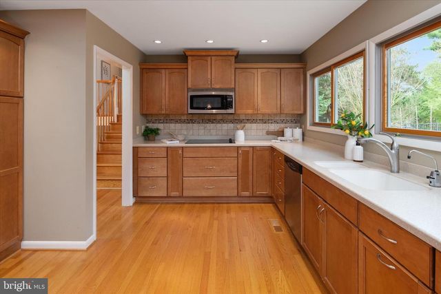 122 E BAY VIEW DR, Annapolis, MD 21403