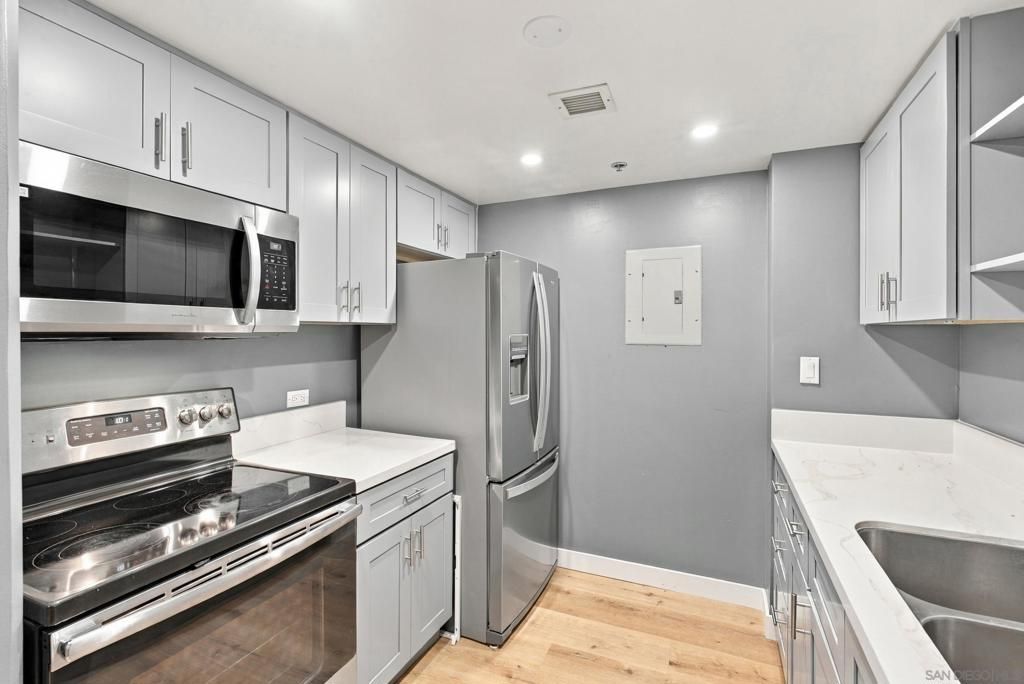 425 W Beech Street 314, San Diego, CA 92101 — photo 3