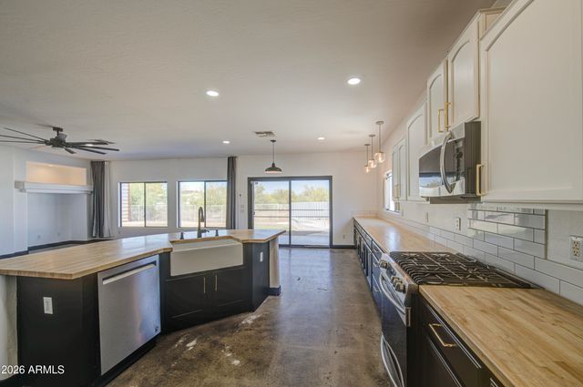 9314 W PROSPECTOR Drive, Queen Creek, AZ 85144