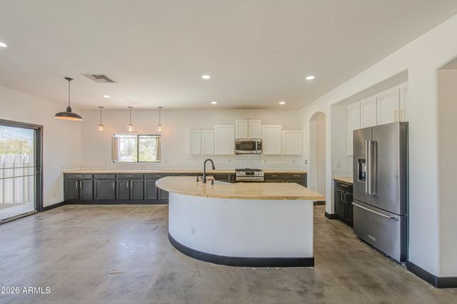 9314 W PROSPECTOR Drive, Queen Creek, AZ 85144