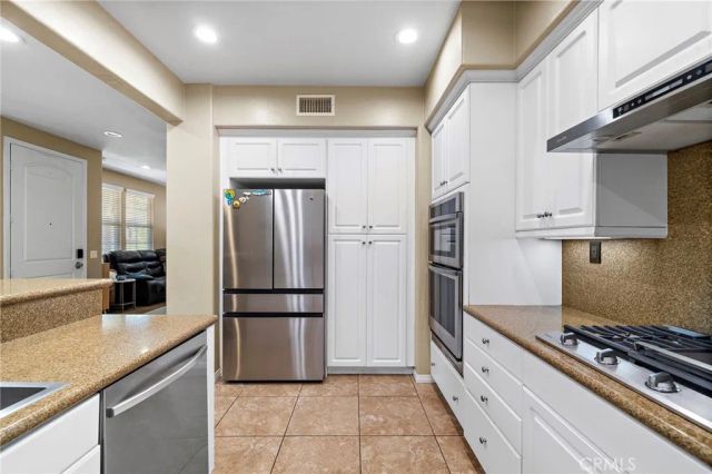 221 Landmark, Tustin, CA 92782