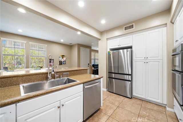 221 Landmark, Tustin, CA 92782