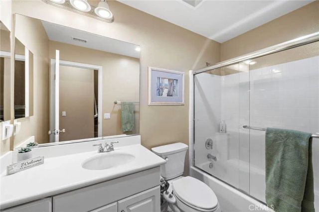 221 Landmark, Tustin, CA 92782