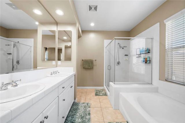 221 Landmark, Tustin, CA 92782