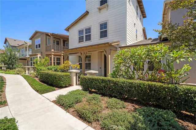 221 Landmark, Tustin, CA 92782