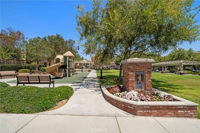 221 Landmark, Tustin, CA 92782