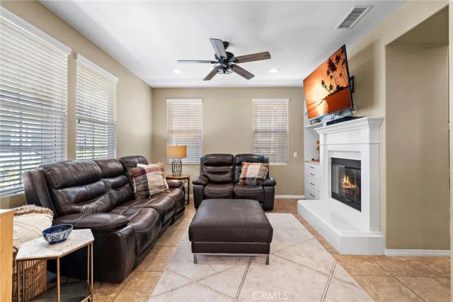 221 Landmark, Tustin, CA 92782