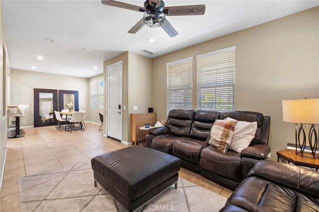 221 Landmark, Tustin, CA 92782