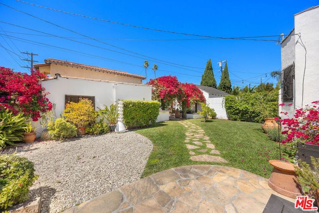 1663 S Genesee Avenue, Los Angeles, CA 90019