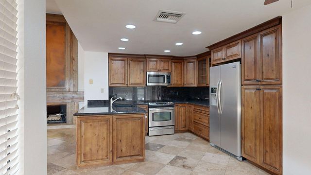 10575 E Mission Lane, Scottsdale, AZ 85258