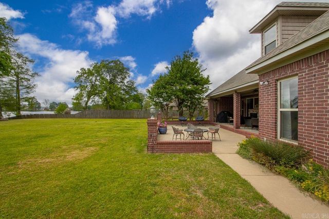760 Mound View Dr, England, AR 72046