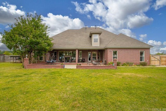 760 Mound View Dr, England, AR 72046