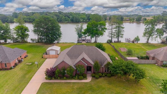 760 Mound View Dr, England, AR 72046