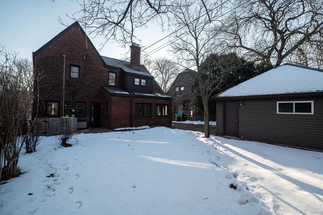 4449 N Maryland AVENUE, Shorewood, WI 53211