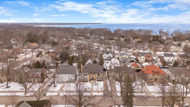 4449 N Maryland AVENUE, Shorewood, WI 53211