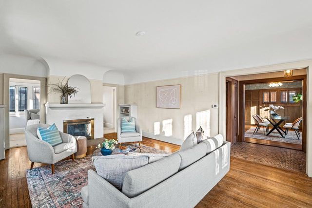 4449 N Maryland AVENUE, Shorewood, WI 53211