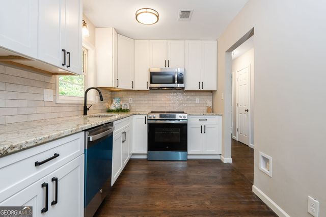1201 Willow Court NW, Kennesaw, GA 30152