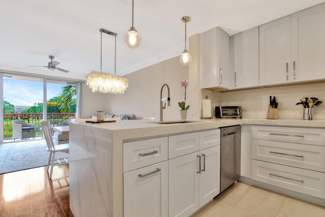 2036 Alta Meadows Lane 1407, Delray Beach, FL 33444