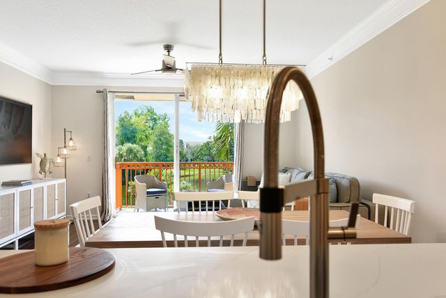 2036 Alta Meadows Lane 1407, Delray Beach, FL 33444