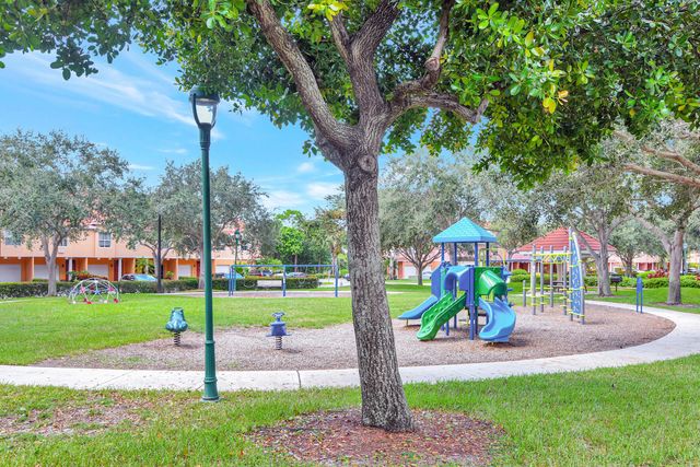 2036 Alta Meadows Lane 1407, Delray Beach, FL 33444