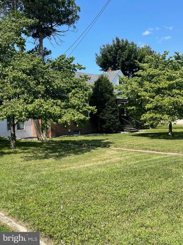 264 S WHITE HORSE PIKE, Berlin, NJ 08009