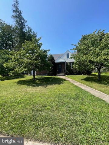 264 S WHITE HORSE PIKE, Berlin, NJ 08009