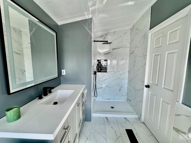 8300 Kern Canyon Road 150, Bakersfield, CA 93306