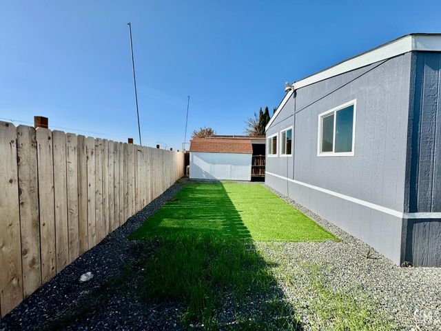 8300 Kern Canyon Road 150, Bakersfield, CA 93306