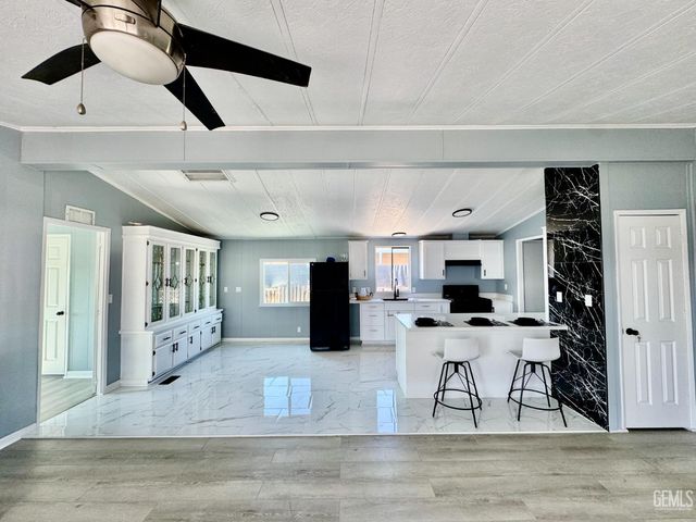 8300 Kern Canyon Road 150, Bakersfield, CA 93306