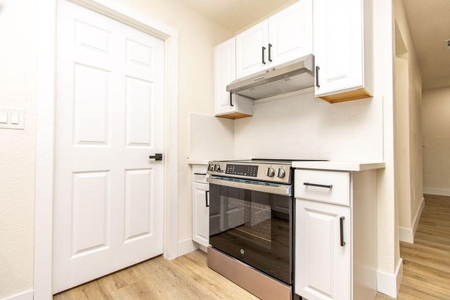 1413 Del Monte Ave, Modesto, CA 95350