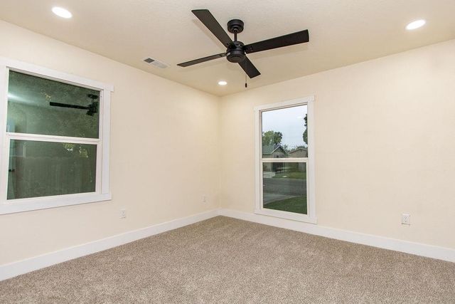 1413 Del Monte Ave, Modesto, CA 95350