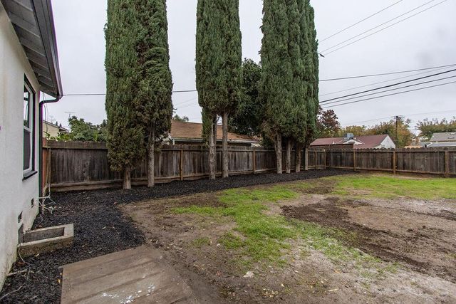 1413 Del Monte Ave, Modesto, CA 95350