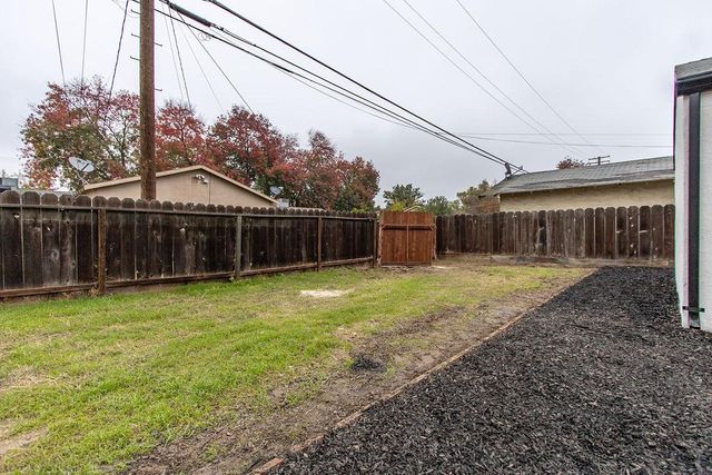 1413 Del Monte Ave, Modesto, CA 95350