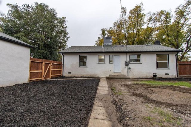 1413 Del Monte Ave, Modesto, CA 95350