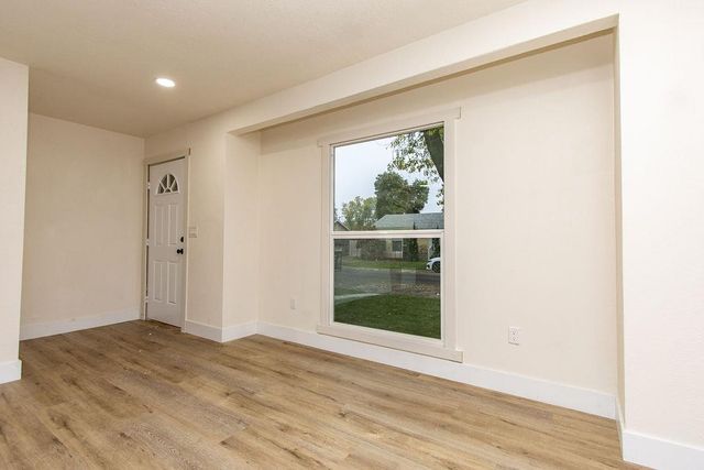 1413 Del Monte Ave, Modesto, CA 95350