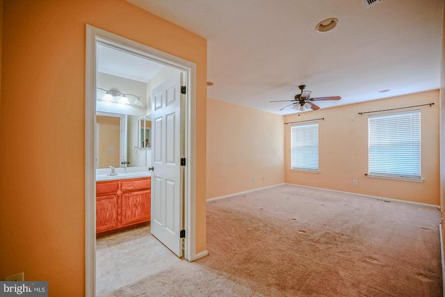 3908 GRENWICH LN, Mount Laurel, NJ 08054