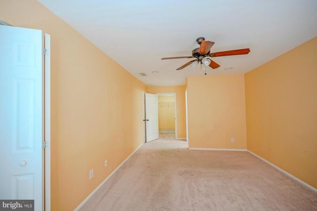 3908 GRENWICH LN, Mount Laurel, NJ 08054