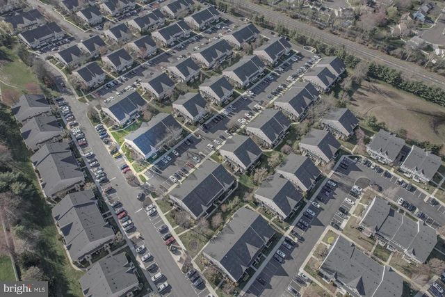 3908 GRENWICH LN, Mount Laurel, NJ 08054